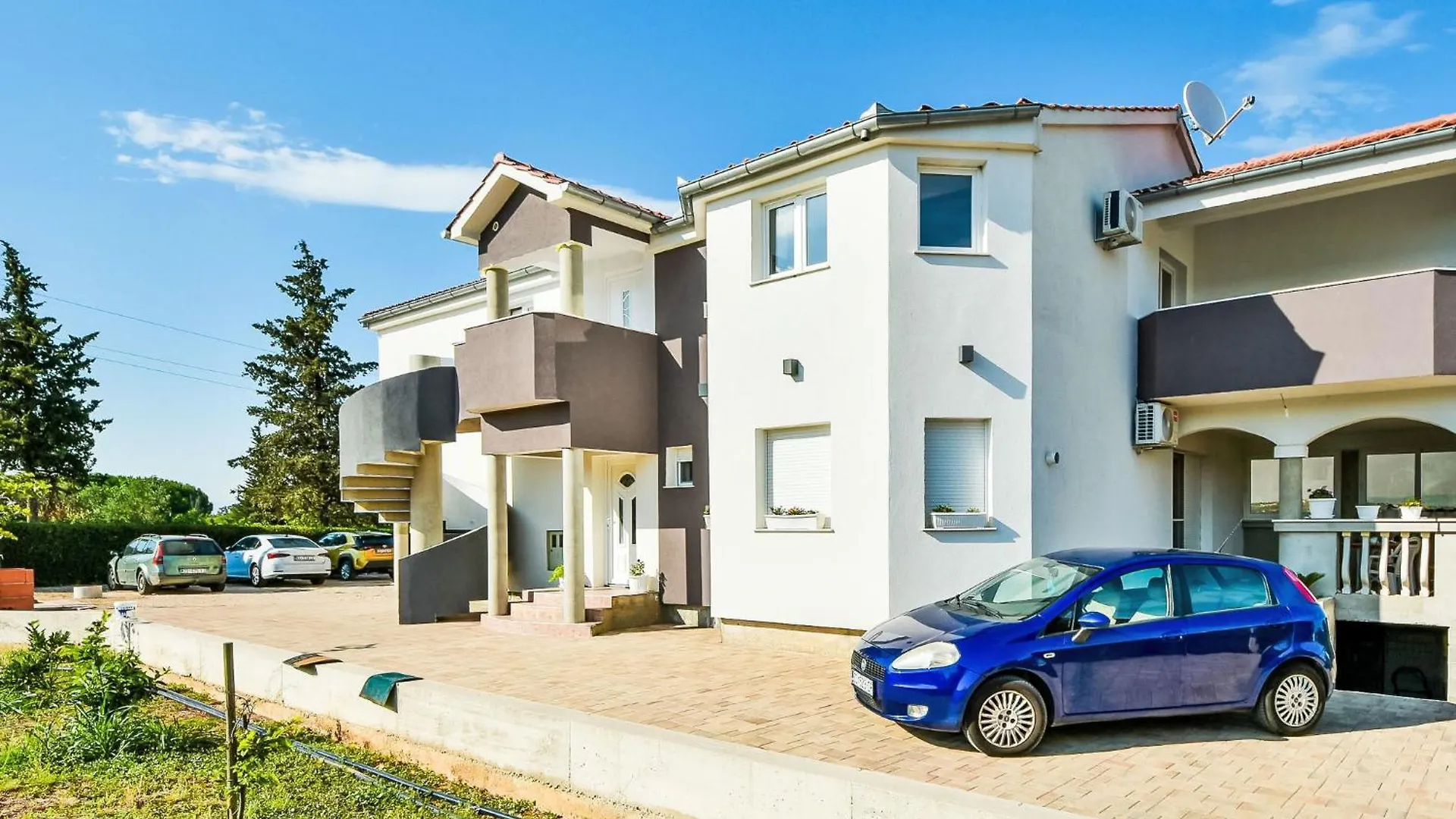 Apartment Zubcic-2 By Interhome Sikovo