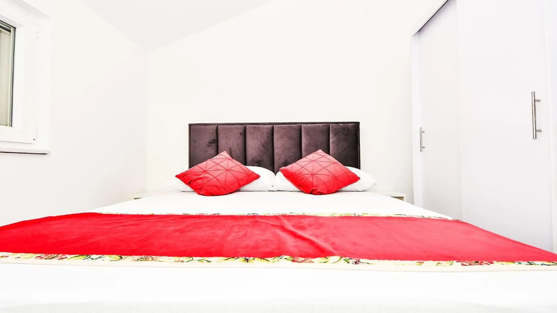 Apartment Zubcic-2 By Interhome Sikovo